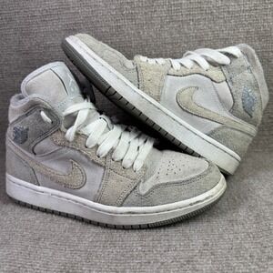 Jordan 1 Mid Womens 7.5 Grey Suede DO7139-002 High Top Sneakers